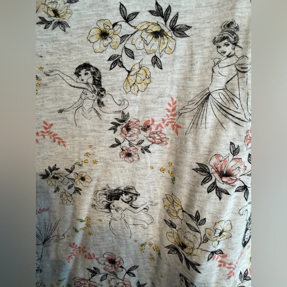 Disney x Torrid Disney Princess Tie Sleeve Tee - Torrid Size 4 (26, 4X) - Picture 12 of 14